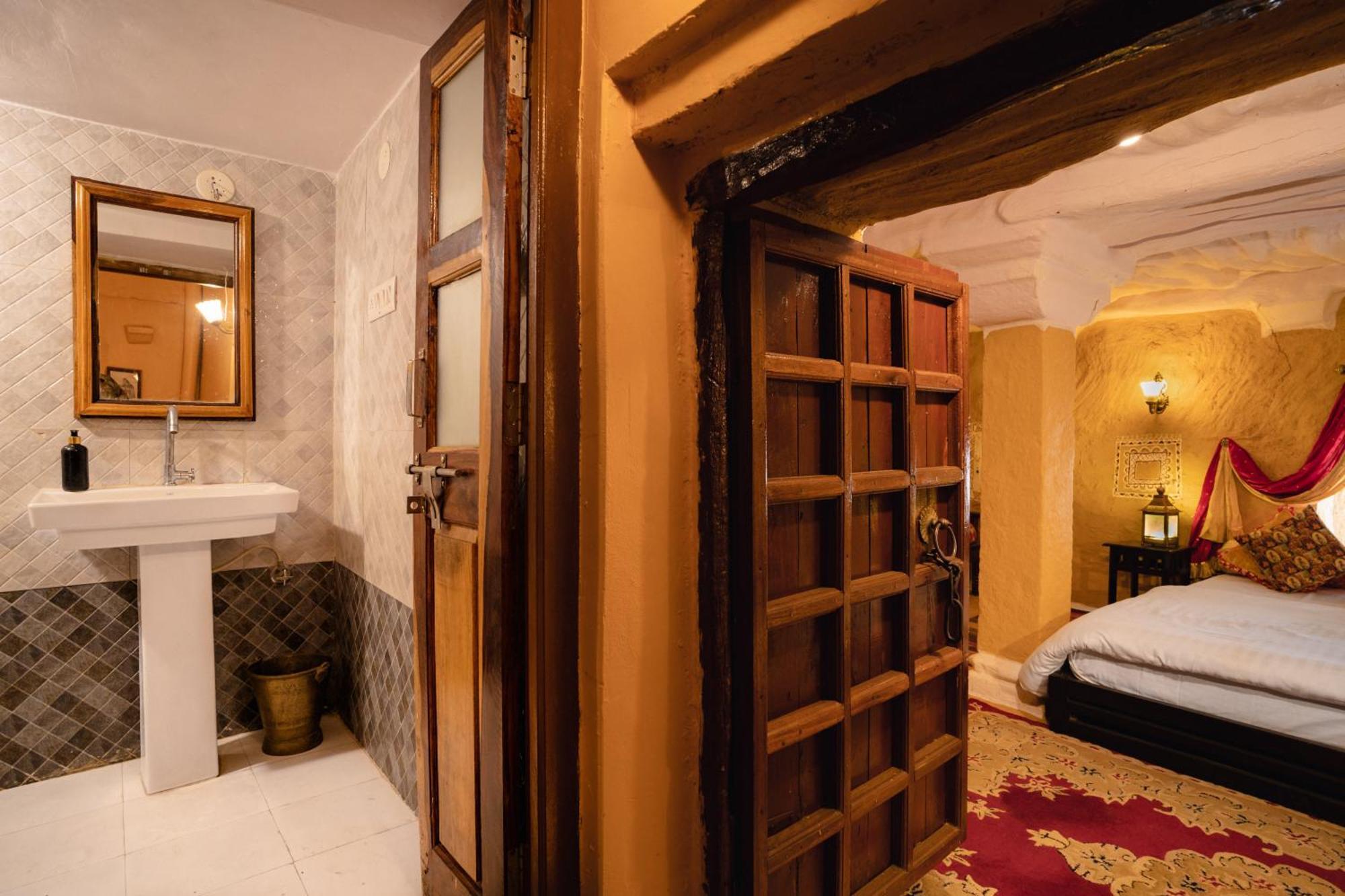 Hotel Desert Boy'S - Royal Stay On Fort Dzsaiszalmer Kültér fotó